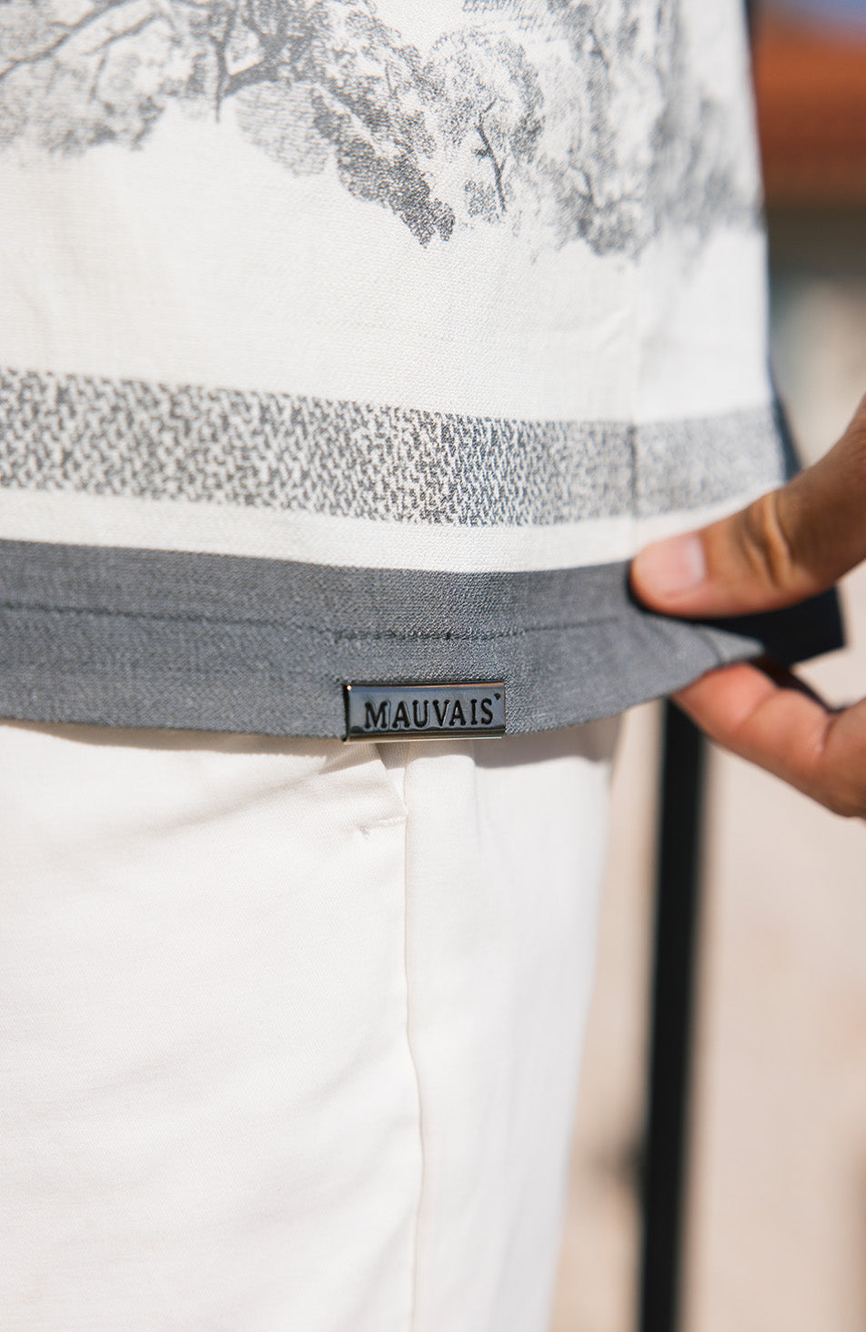 Tabo Toile de Jouy Print Shirt in Blue