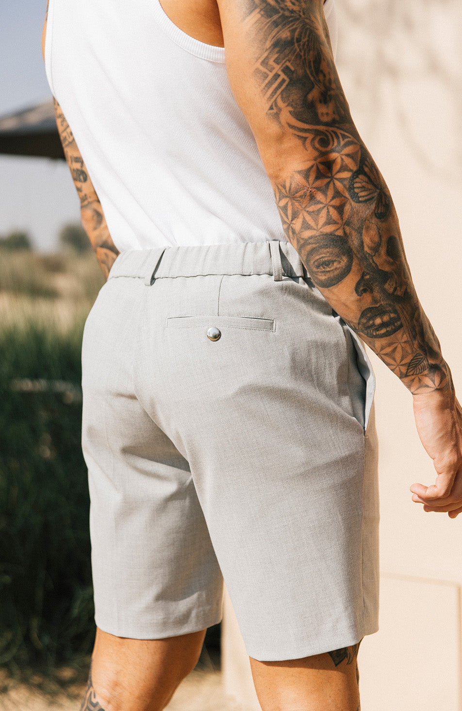 Aster Tailored Stretch Short in Grey