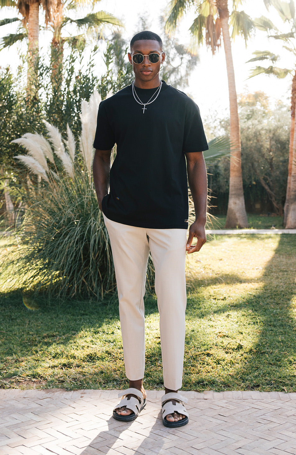 Signature Oversized Tee in Black