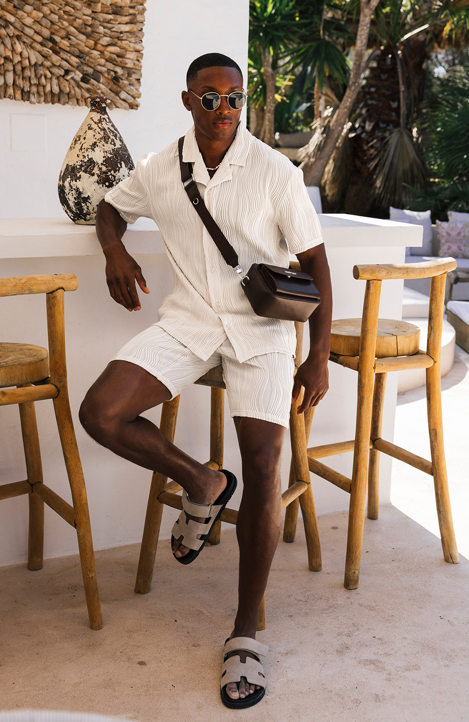 Wave Shorts in Stone