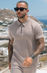 Model is 5'10 and wears size Small