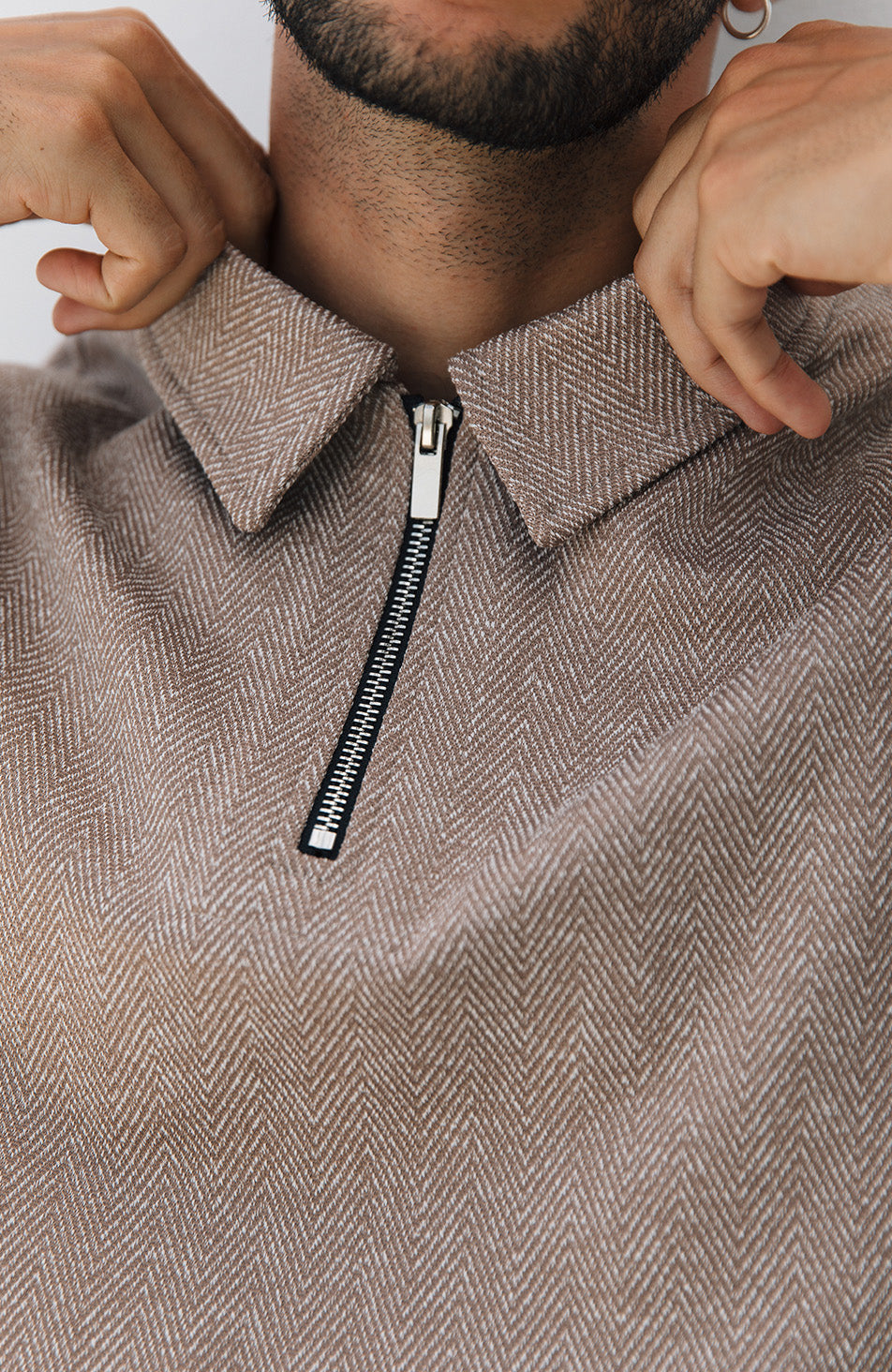 Zig Zag Polo in Taupe