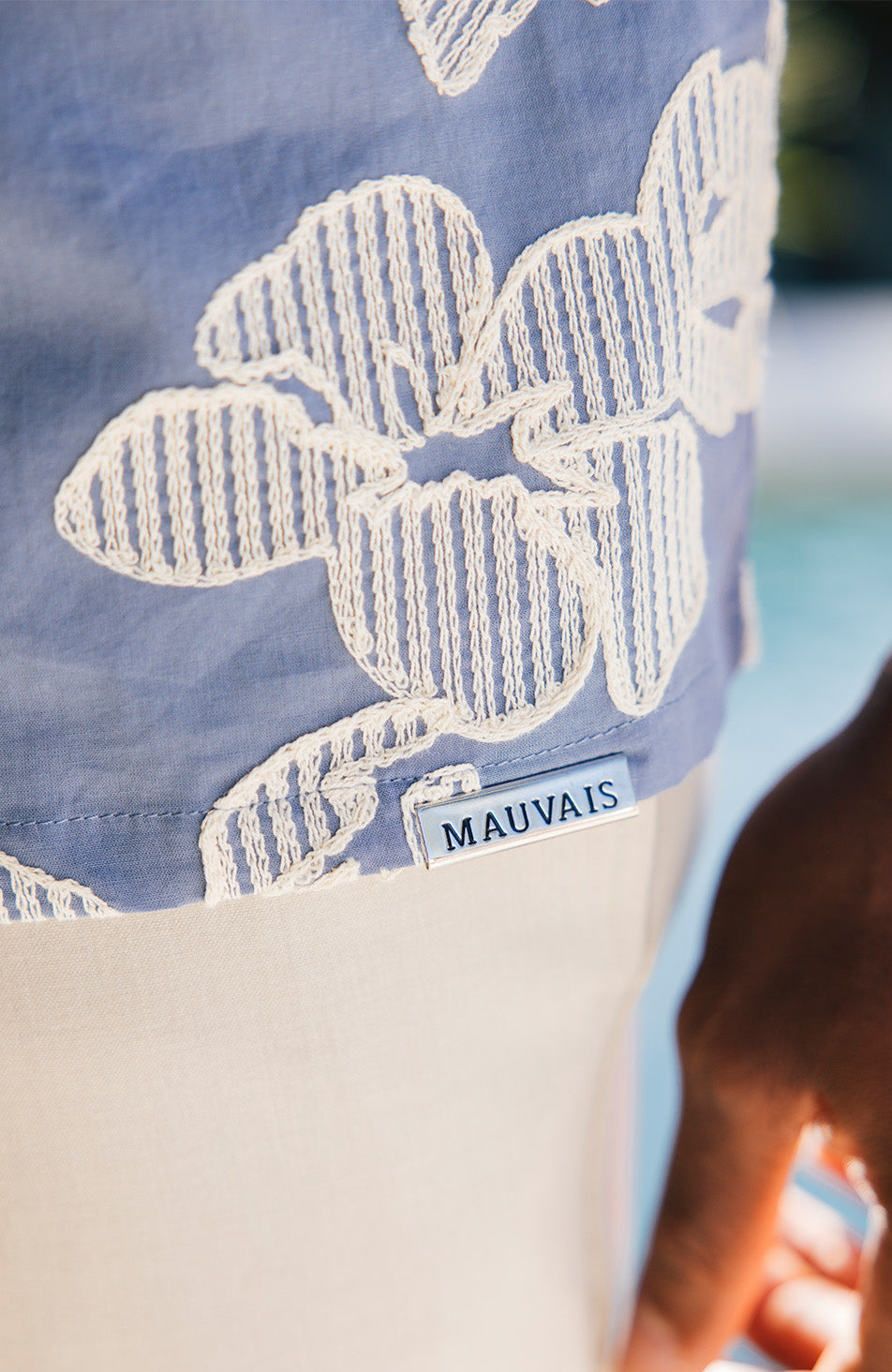 Kantun Luxury Embroidery Floral Shirt in Blue