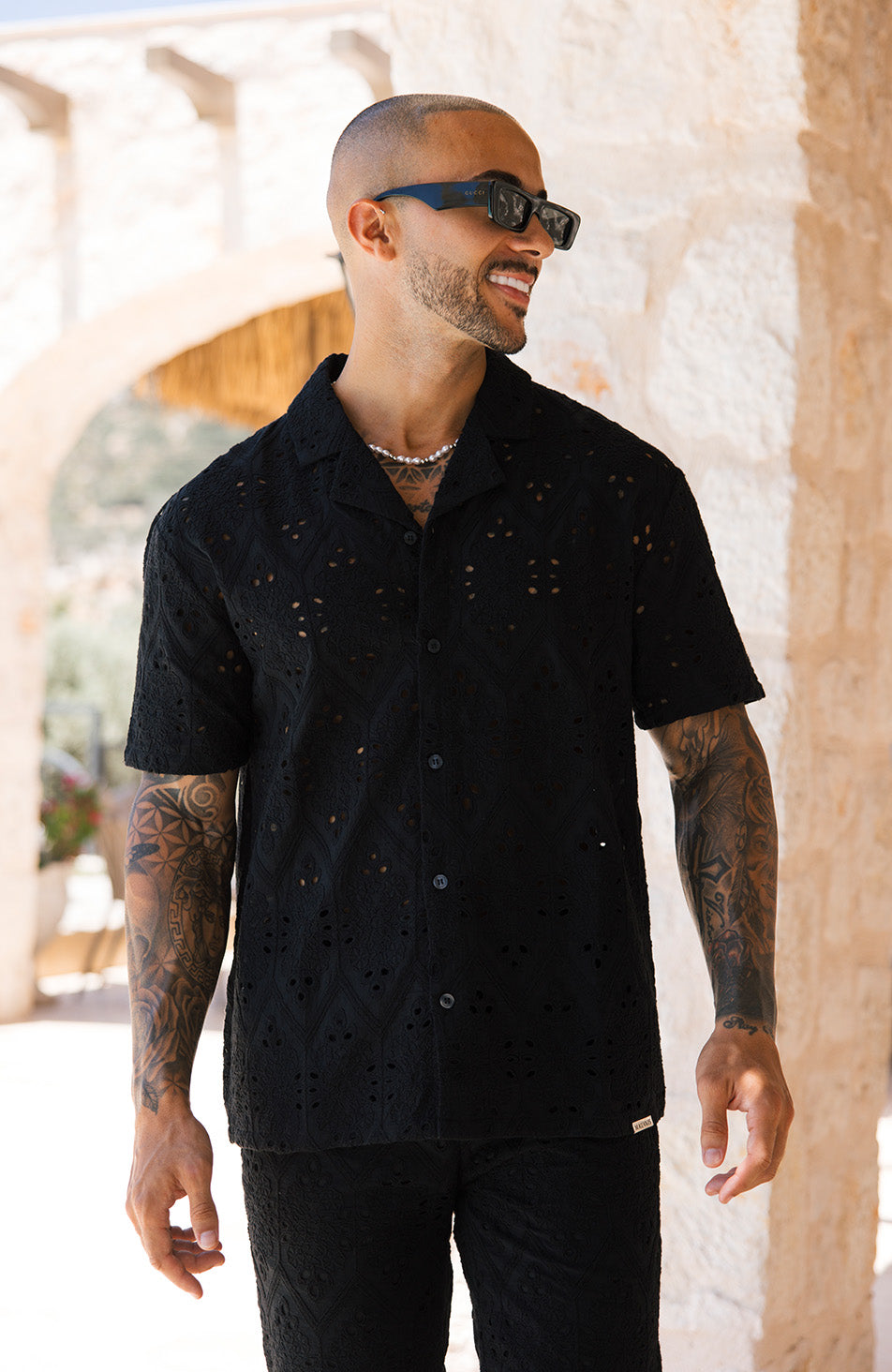 Destino Luxury Embroidered Relaxed Shirt in Black