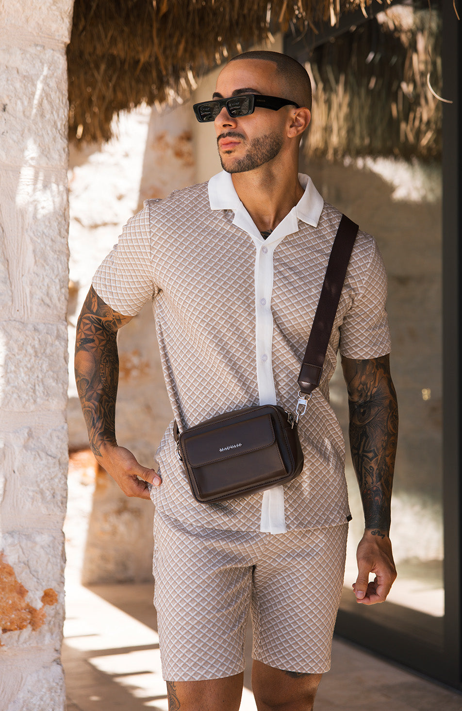 Salerno Slim Stretch Short in Beige