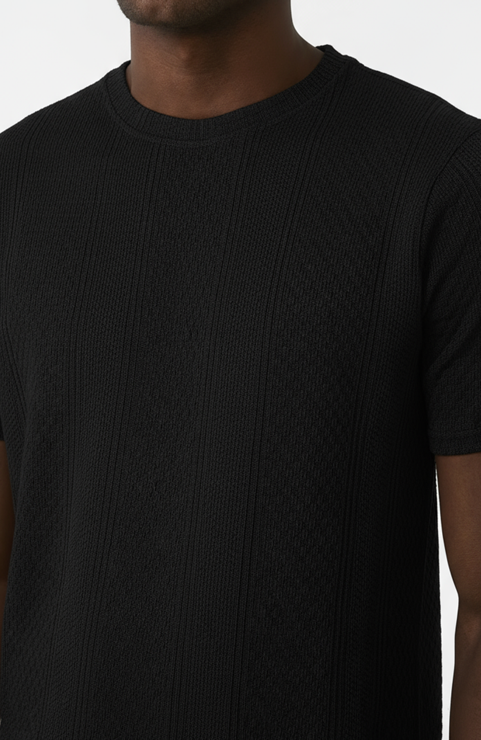 Cedro Slim Textured Tee in Black