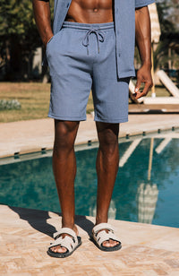 Model is 6'1 with W30, wearing W30