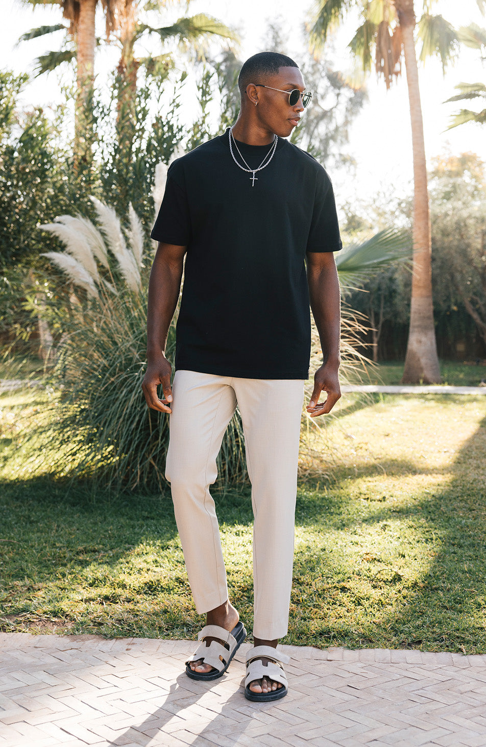 Signature Oversized Tee in Black