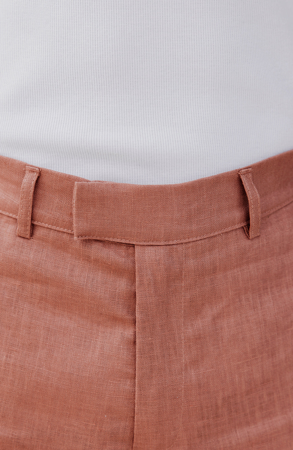 Nammos Pure Linen Tailored Shorts in Canyon