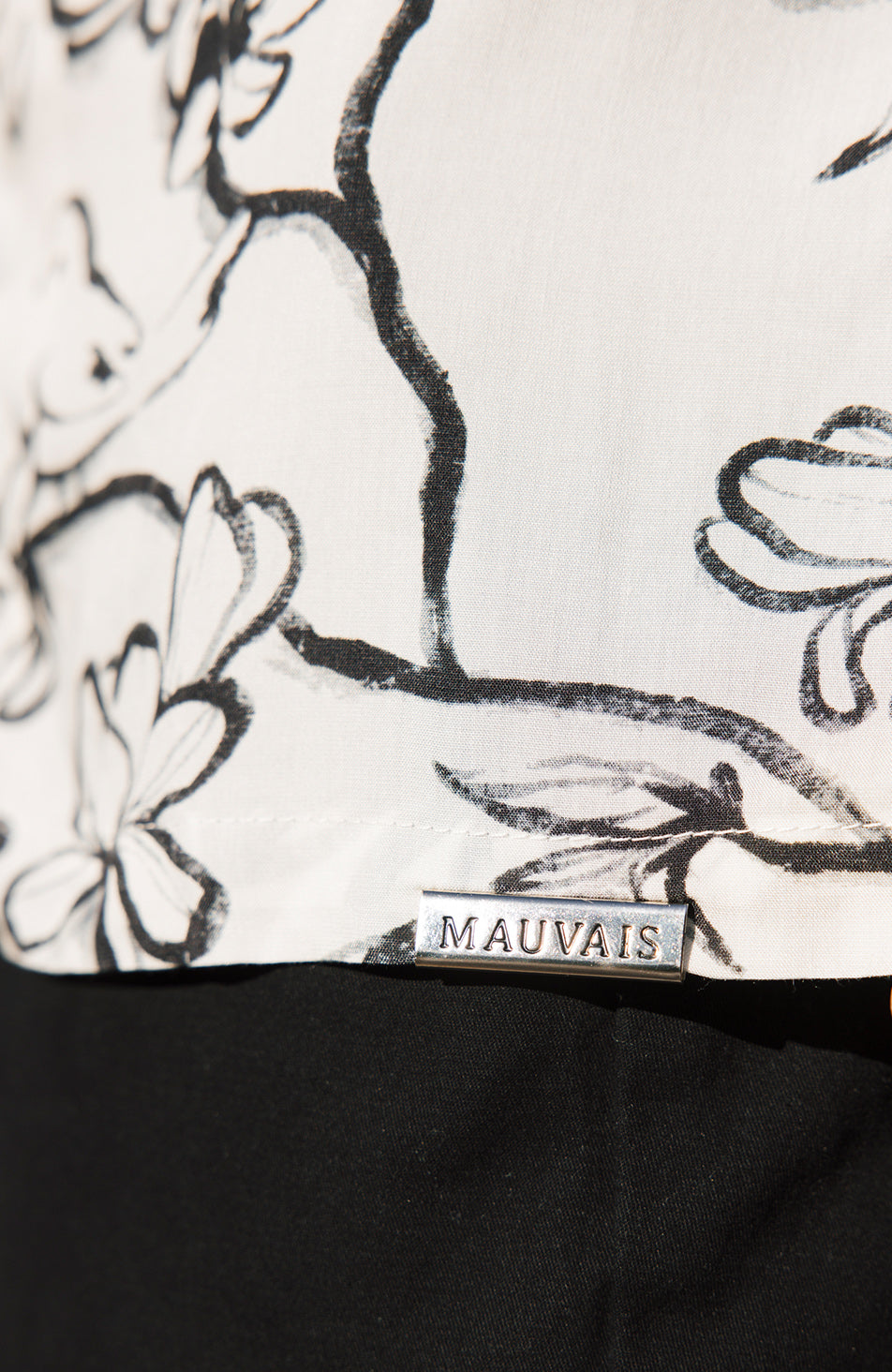 MAUVAIS (USA)