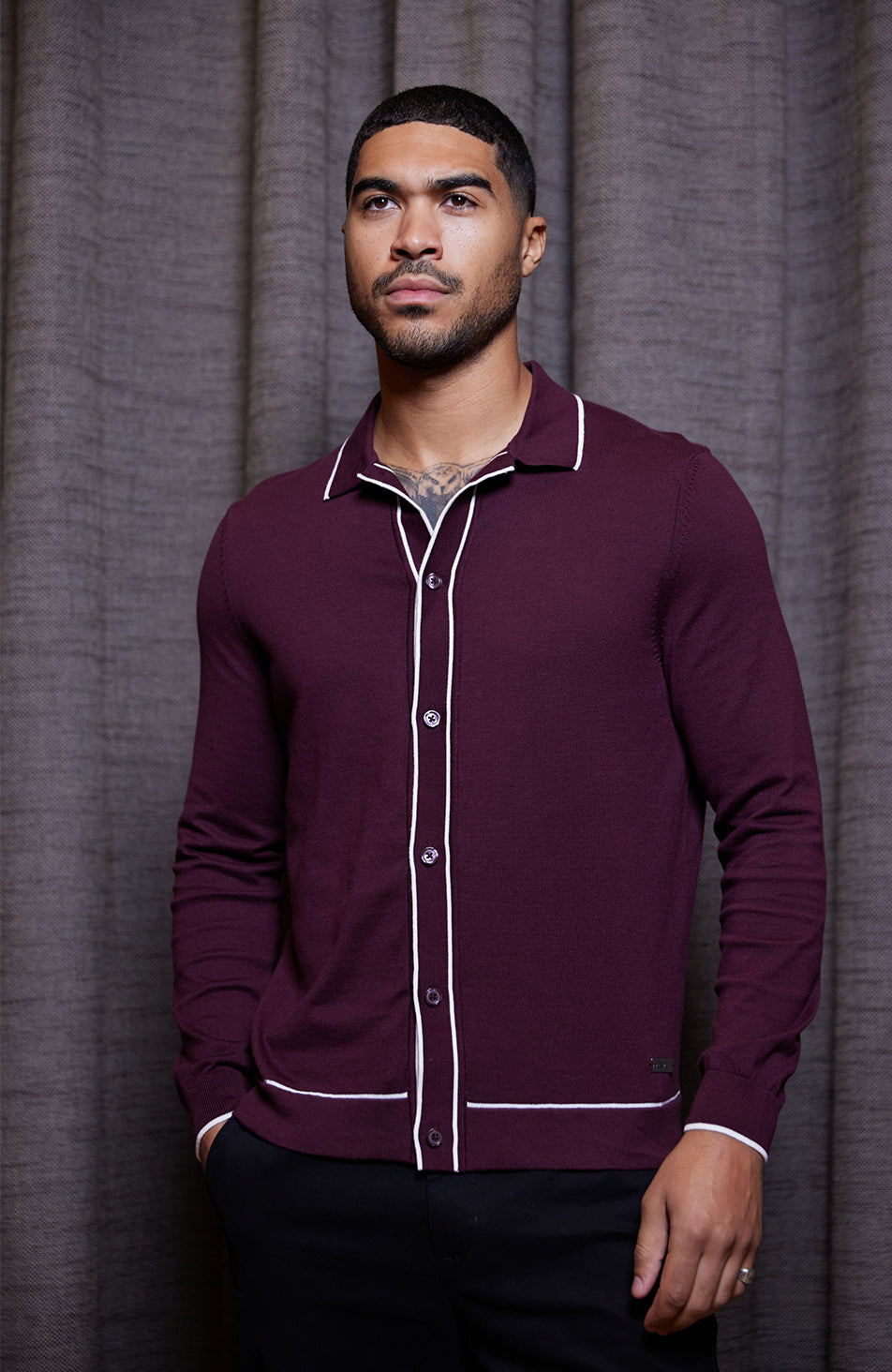 Luciano Long Sleeve Slim Knit Shirt in Burgundy