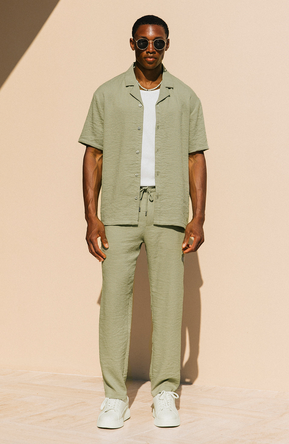 Model is 6'1 with a size S chest, wearing size S