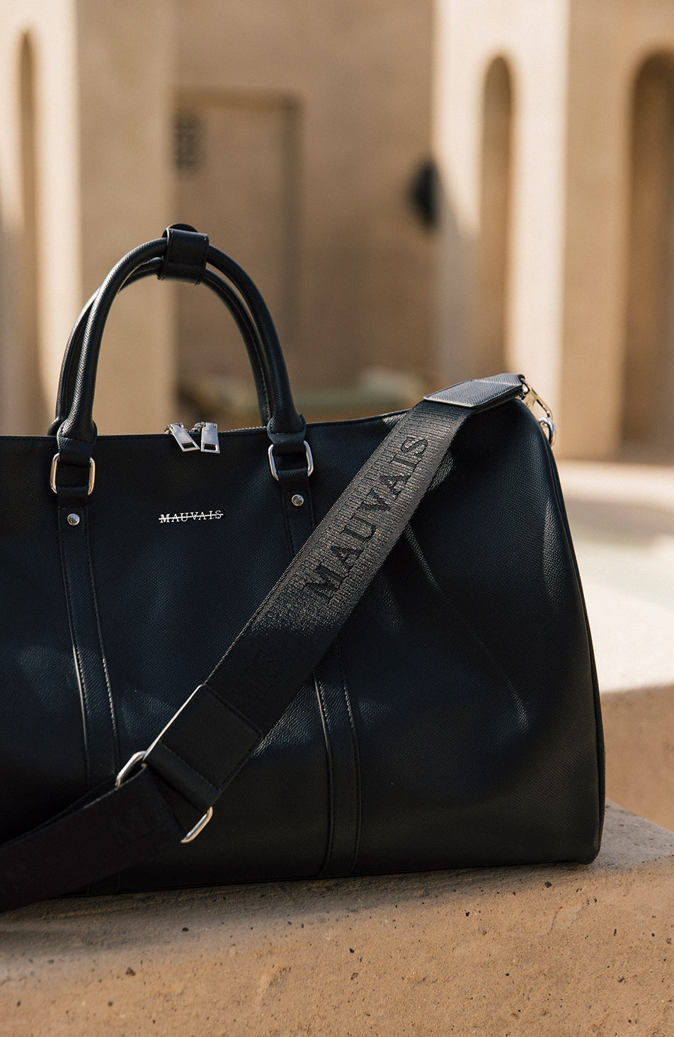 Hudson Signature Holdall Bag in Black