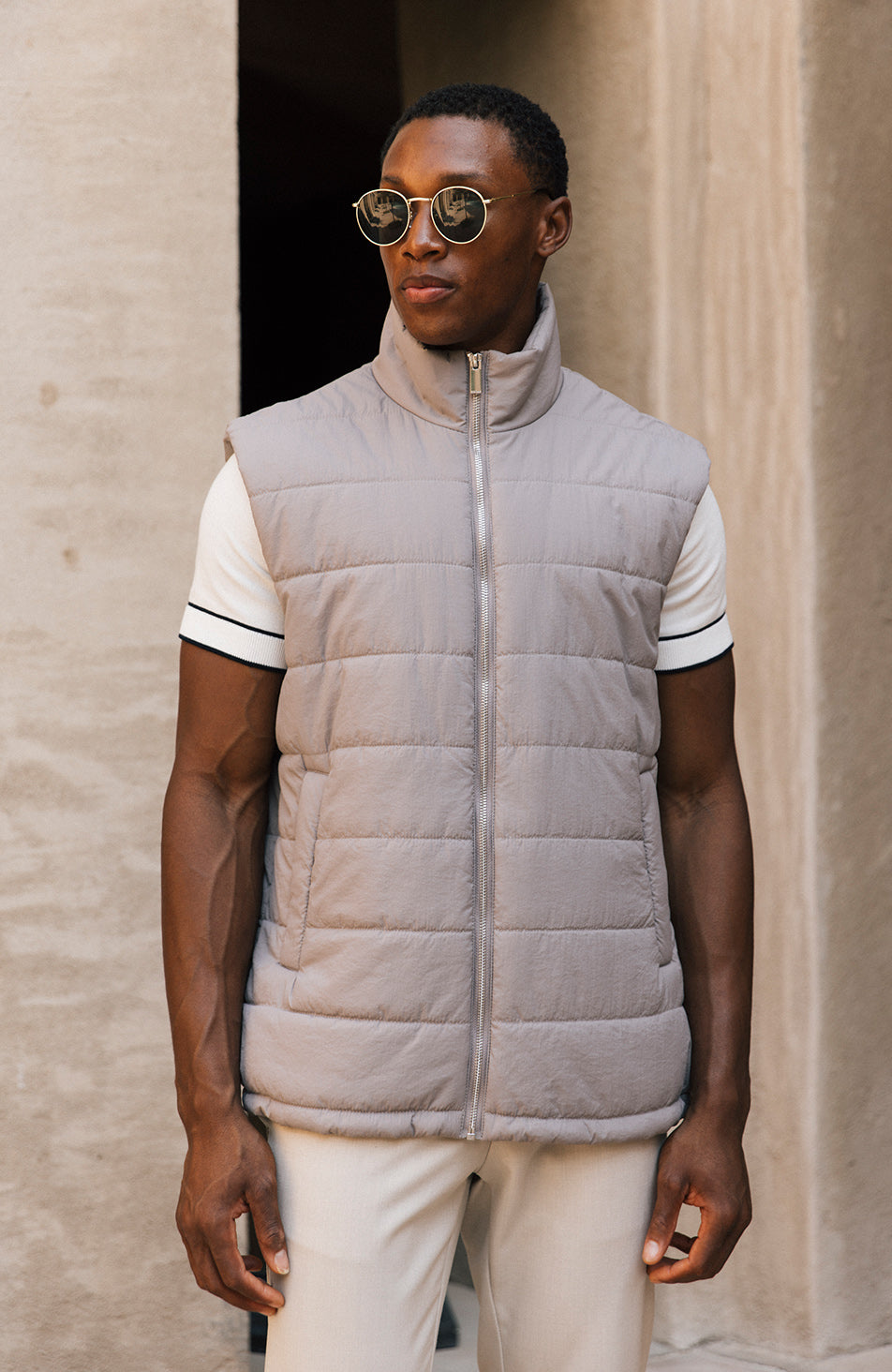 Thar Light Weight Gilet in Taupe