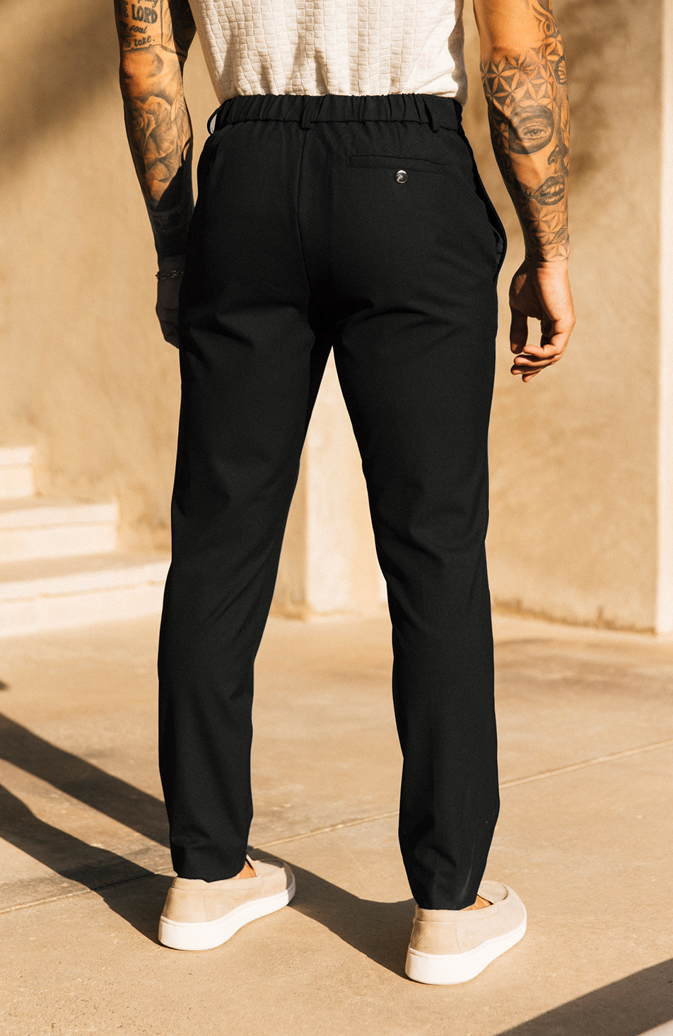 Aster Tailored Stretch Slim Leg Pants in Black