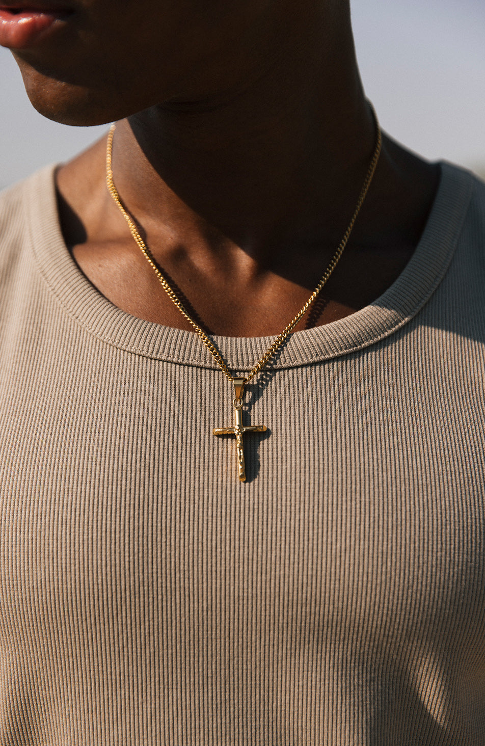 Crucifix Pendant in Gold