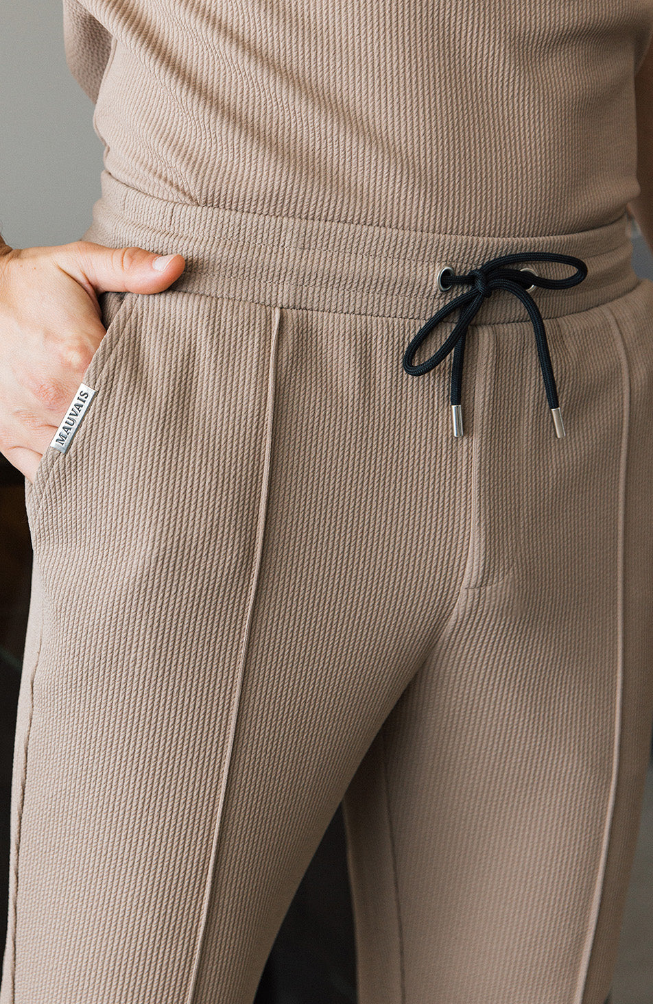 Tremont Pants in Beige