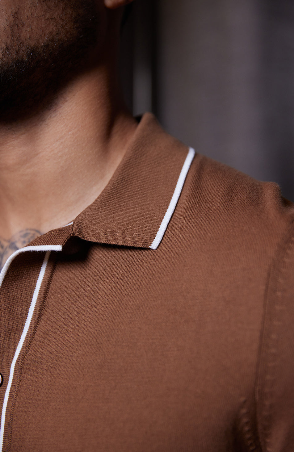 Luciano Long Sleeve Slim Knit Shirt in Rust