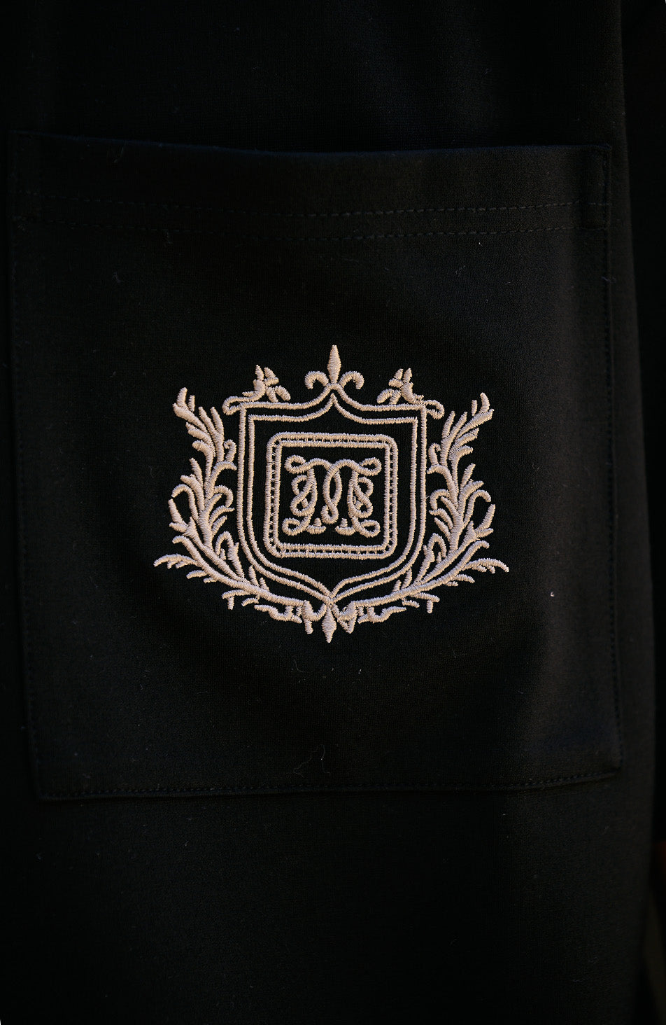 Hills Crest Embroidered Short Sleeve Shirt in Black