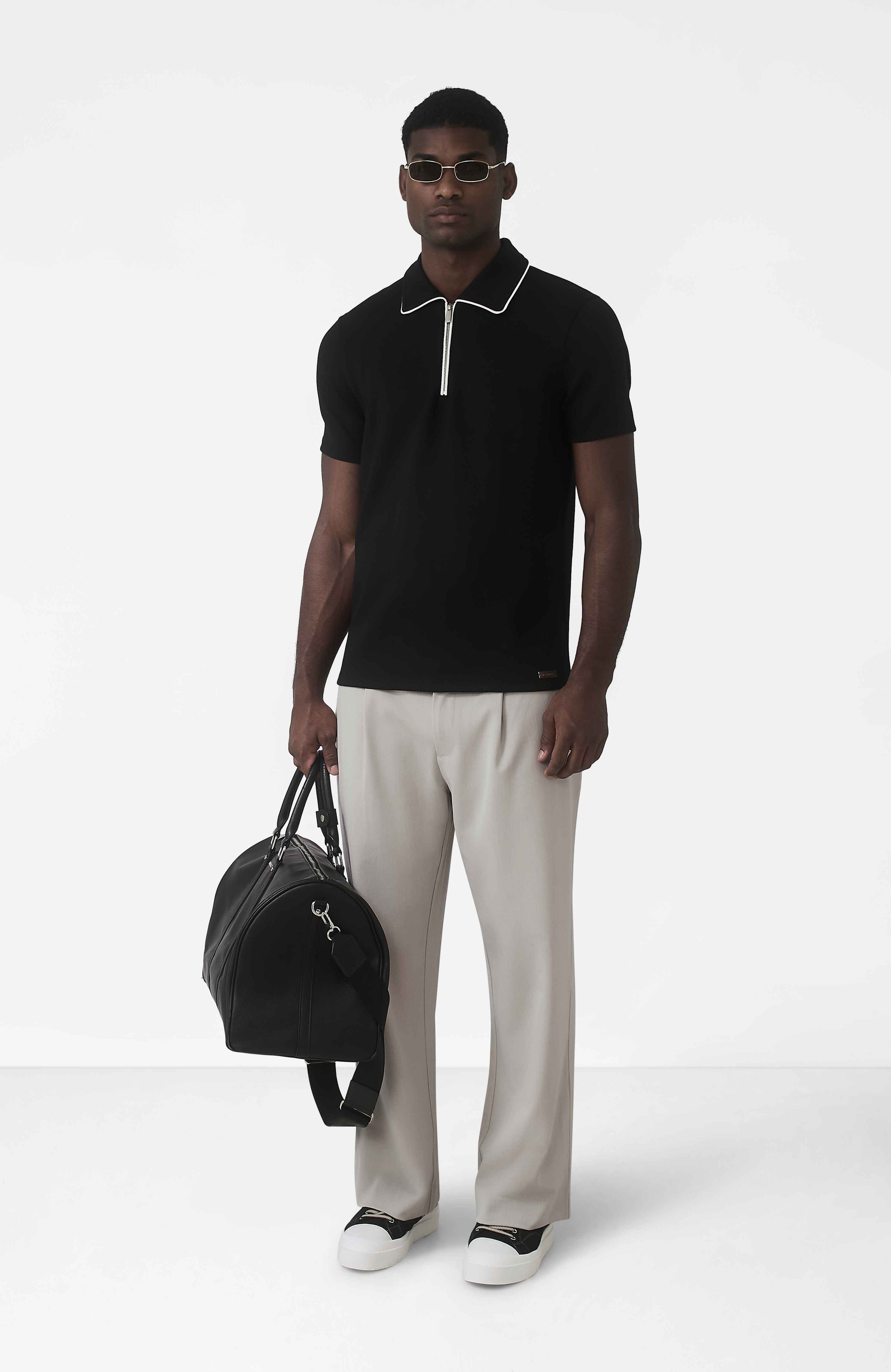 Signature Slim Tipping Polo in Black