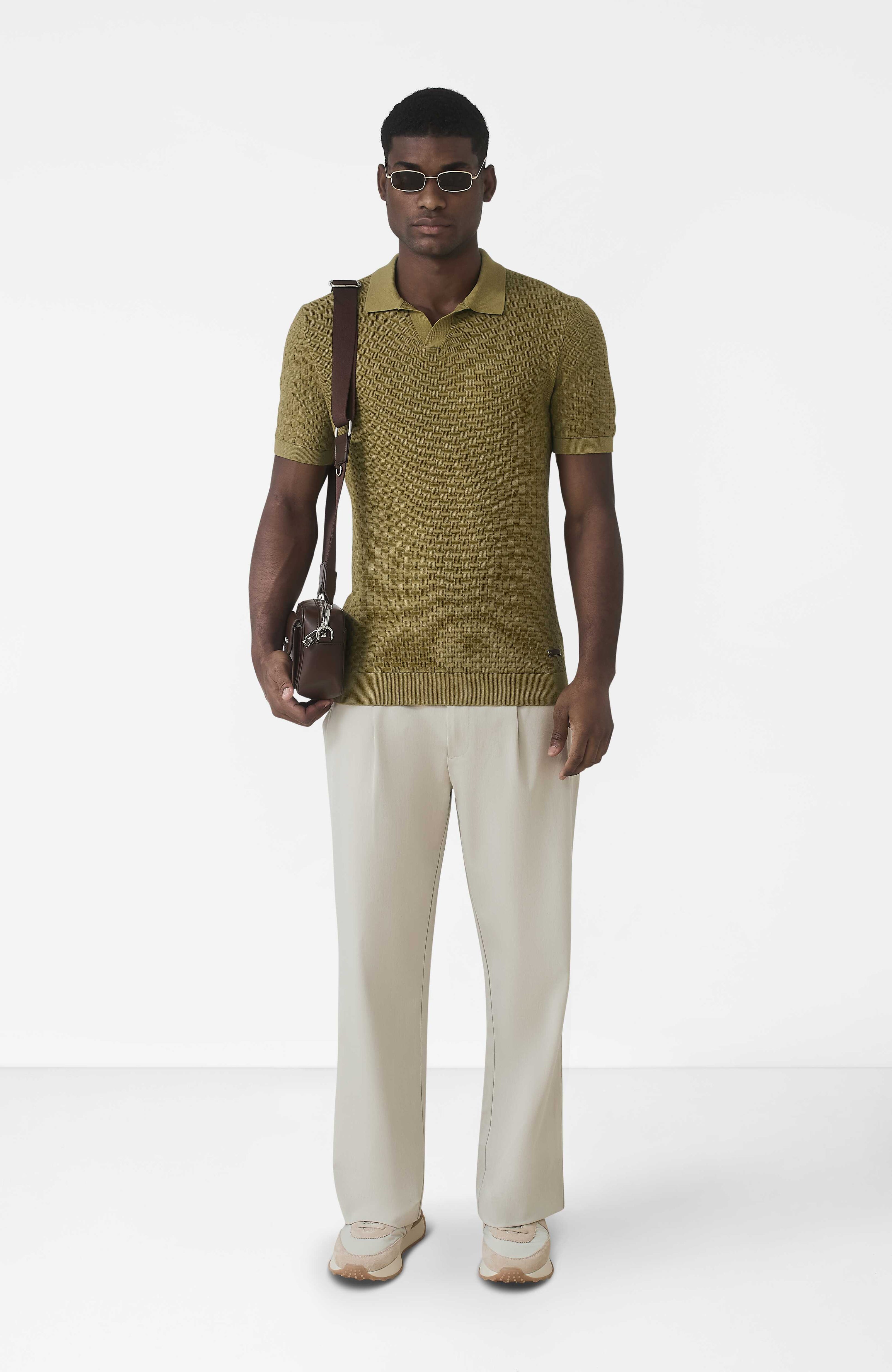 Nerano Slim Knit Polo in Olive