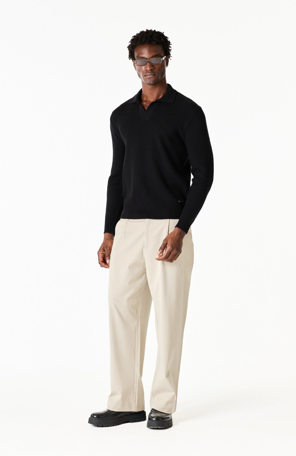 Dolce Relaxed Fit Long Sleeve Revere Jumper in Black