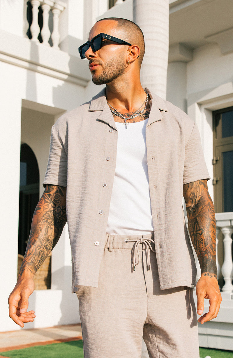 Model is 5'10, Chest 102cm, wearing size Small