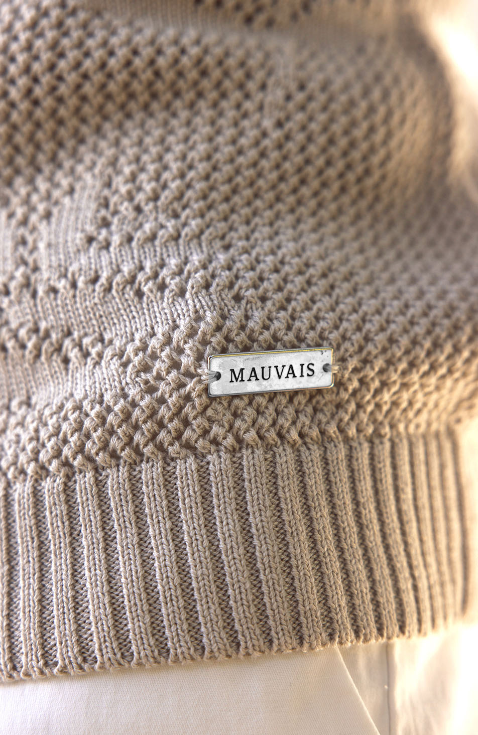 MAUVAIS (USA)