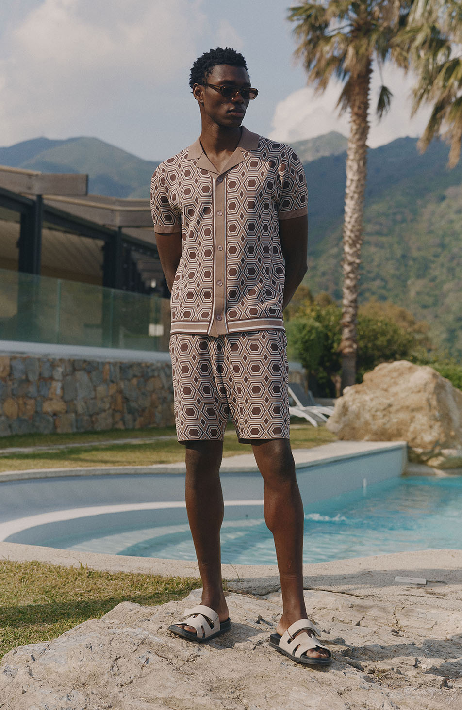 Monica Slim Knit Shirt in Beige