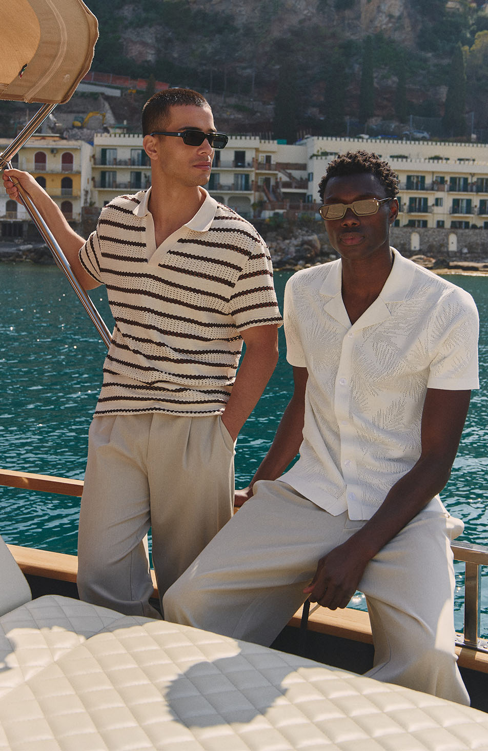 Rivero Slim Leaf Knit Shirt in White