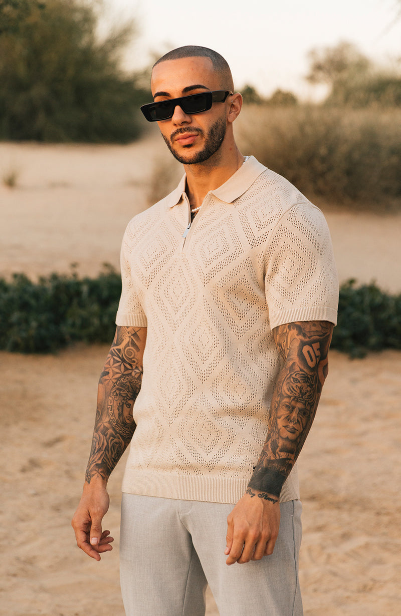 Model is 5'10, Chest 38in wearing size M