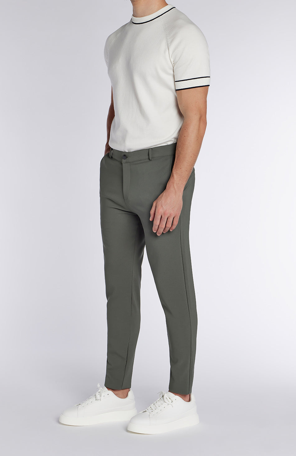 Signature Hybrid Pants in Khaki