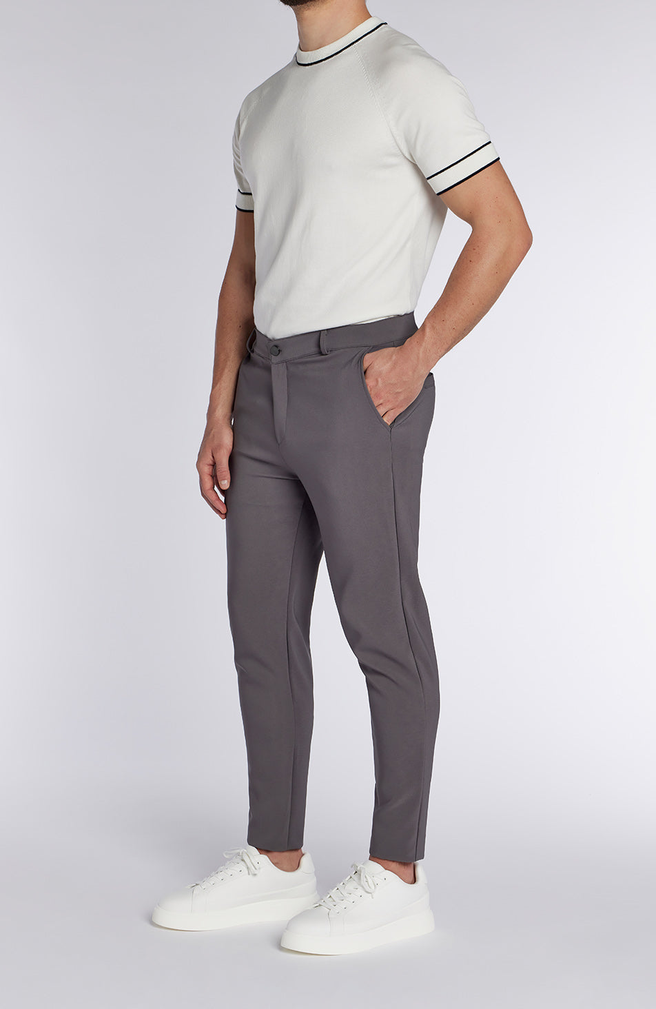 Signature Hybrid Pants in Grey