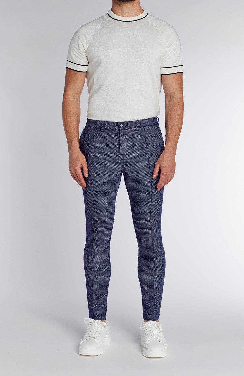 Tormore Slim Geo Textured Pants in Navy