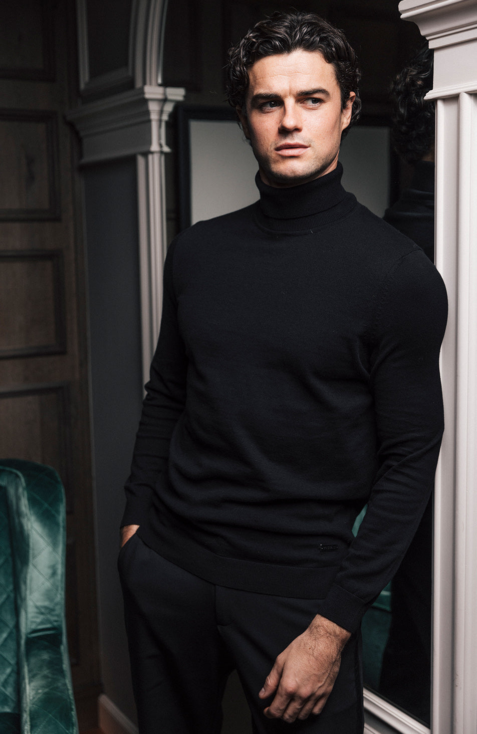 Wyndam Slim Turtle Neck Jumper in Black