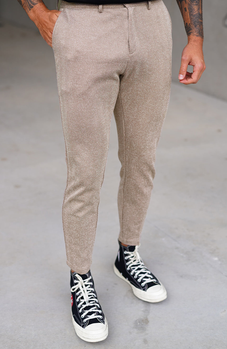 Zig Zag Premium Pants in Taupe