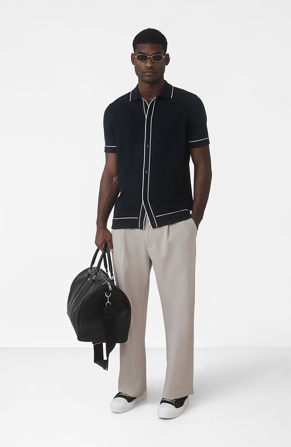 Model is 6'2 and wears size Medium