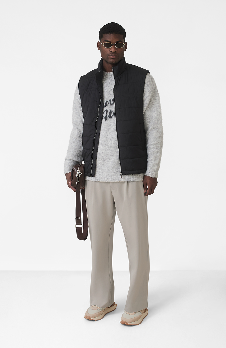 Model is 6'2 with size M chest, wearing a size M